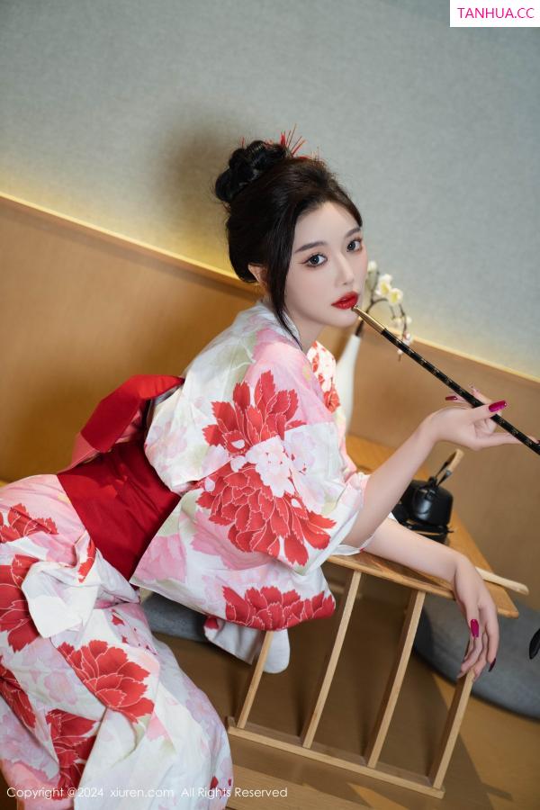 杨晨晨 sugar小甜心CC [XiuRen]高清写真图 2024.09.25 No.9208 杨晨晨Yome 美腿性感第18张图片